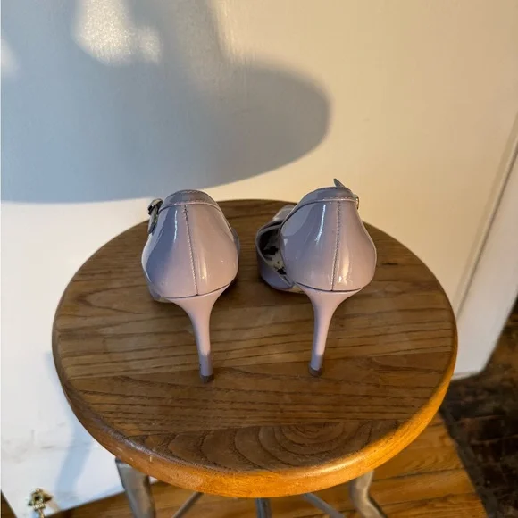 White House Black Market Lavender Heels - Picture 6 of 9